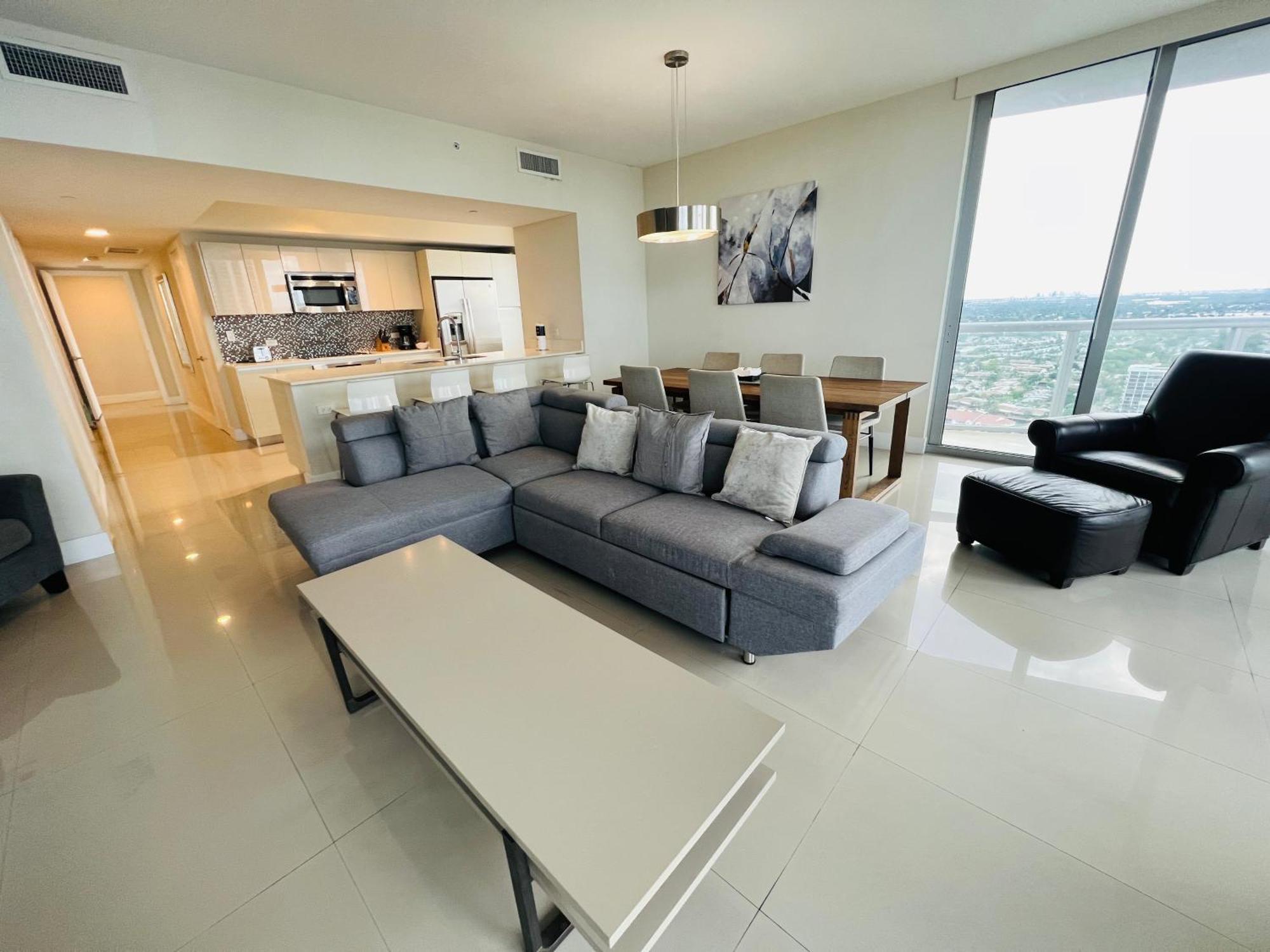 Mvr Apartments At Beachwalk Resort ฮาลลันเดลบีช ภายนอก รูปภาพ
