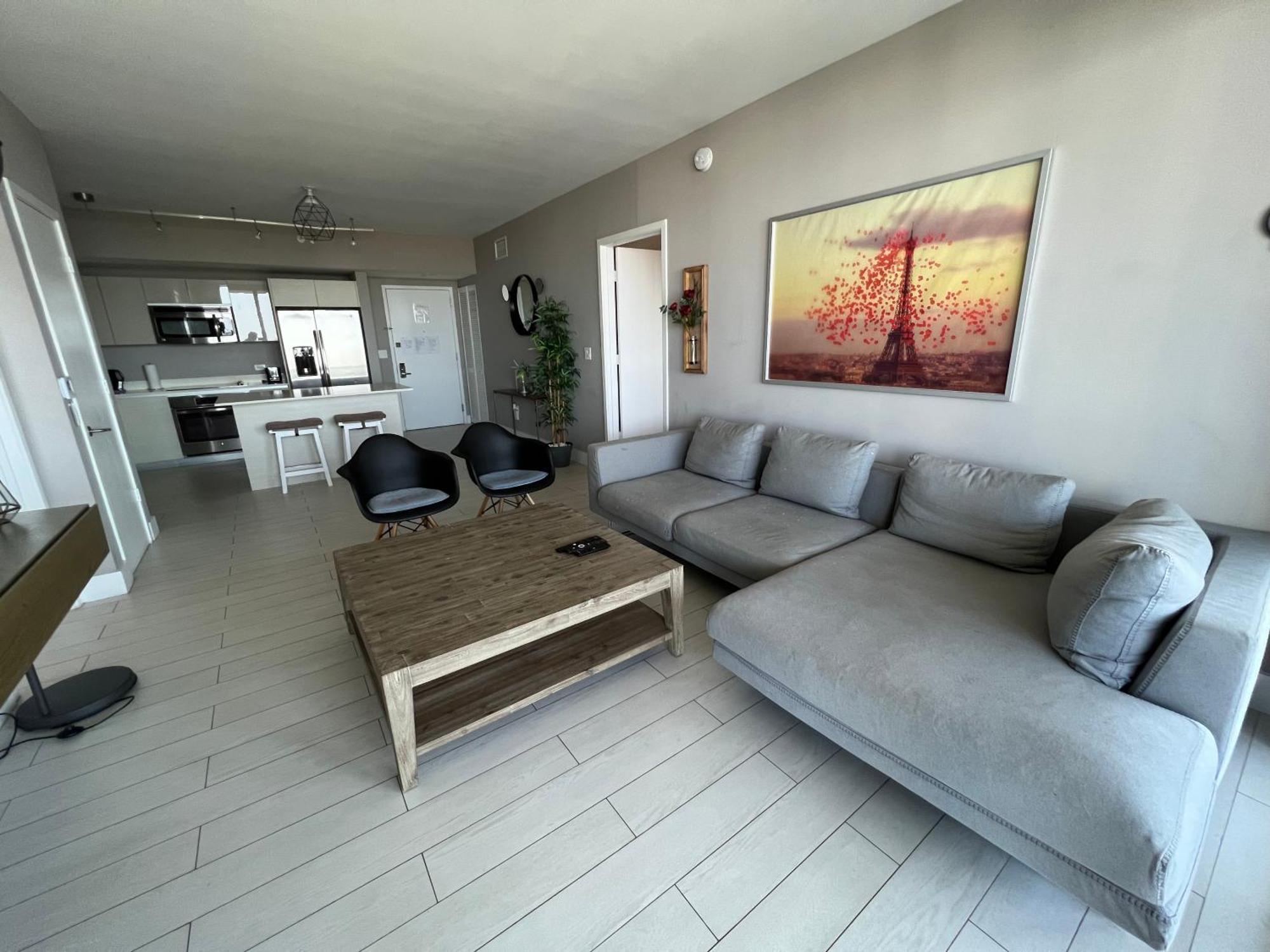 Mvr Apartments At Beachwalk Resort ฮาลลันเดลบีช ภายนอก รูปภาพ