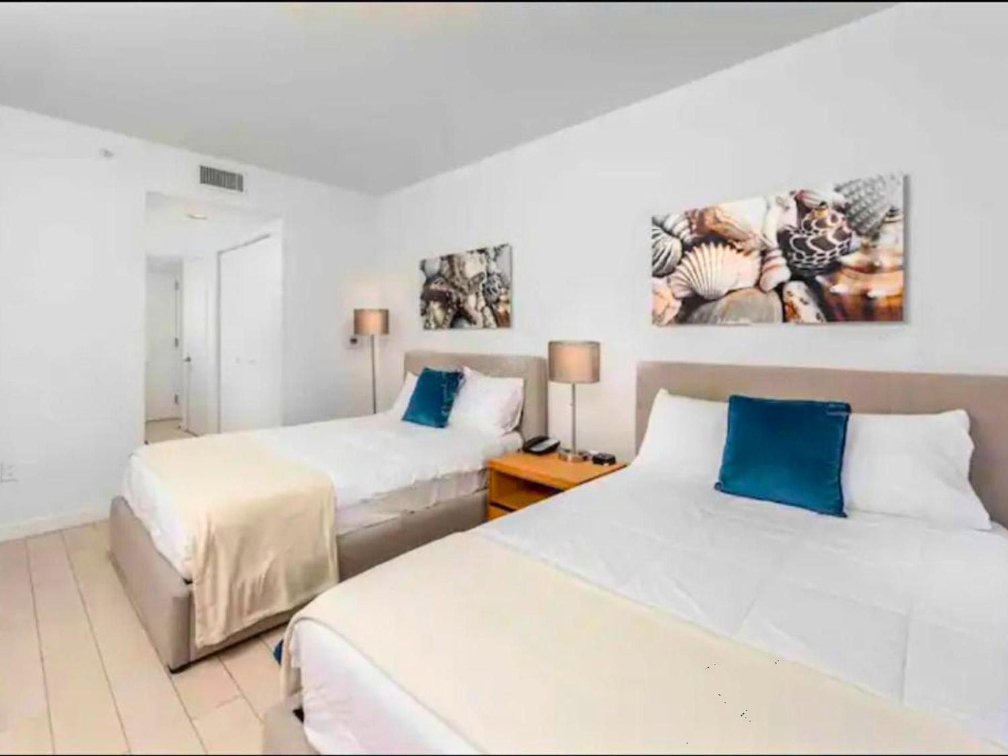 Mvr Apartments At Beachwalk Resort ฮาลลันเดลบีช ภายนอก รูปภาพ